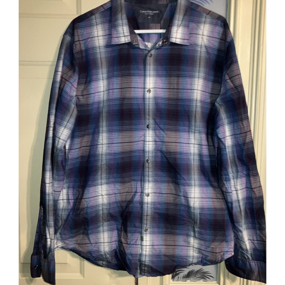 Calvin Klein Men’s Button Size XL Stripes Long Sleeve